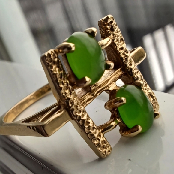 Jade Ring 10K Ring - Size 6-7 - Vintage - Picture 11 of 16